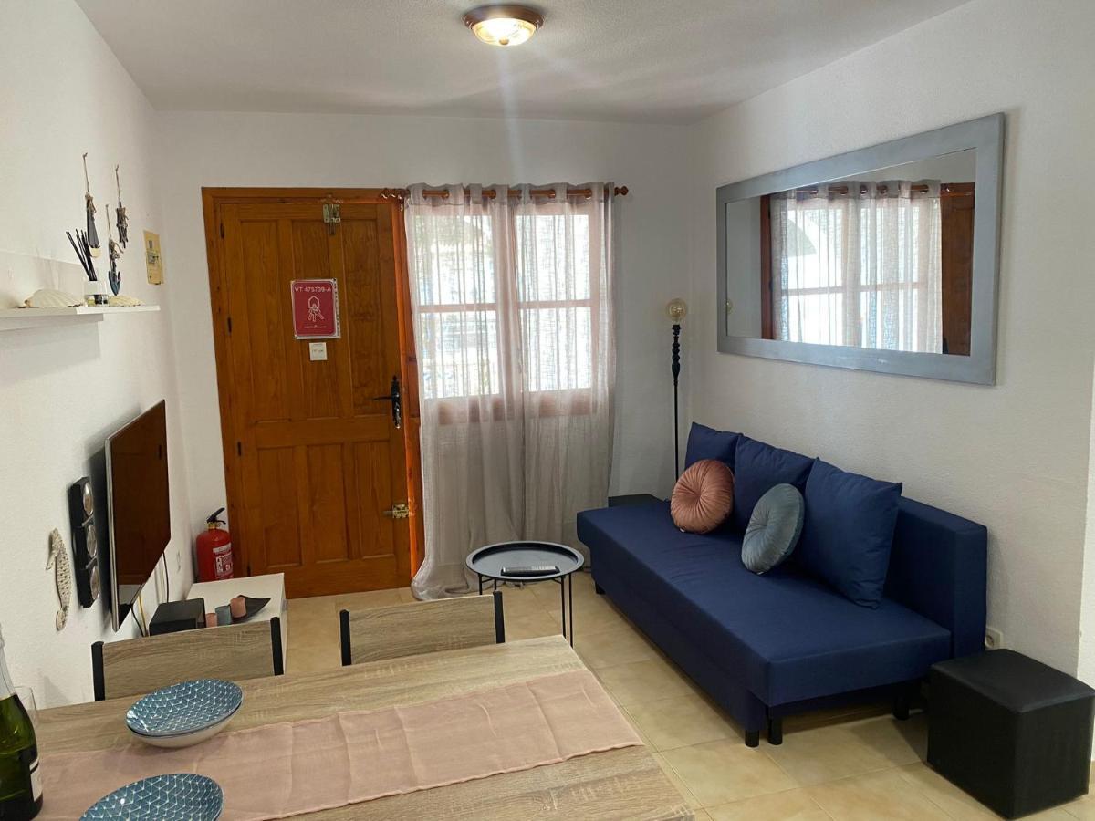 Apartament Casa Del Gato Rojo , Communal Swimming Pool , Terrace With Barbecue Torrevieja Kültér fotó