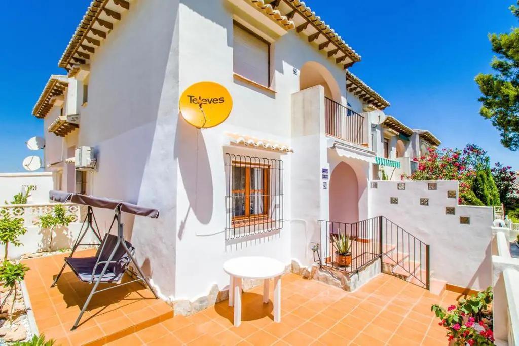 Apartament Casa Del Gato Rojo , Communal Swimming Pool , Terrace With Barbecue Torrevieja Kültér fotó