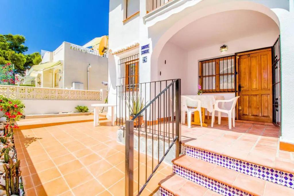 Apartament Casa Del Gato Rojo , Communal Swimming Pool , Terrace With Barbecue Torrevieja Kültér fotó