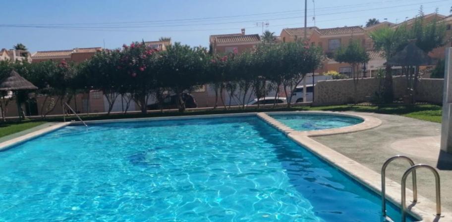 Apartament Casa Del Gato Rojo , Communal Swimming Pool , Terrace With Barbecue Torrevieja Kültér fotó